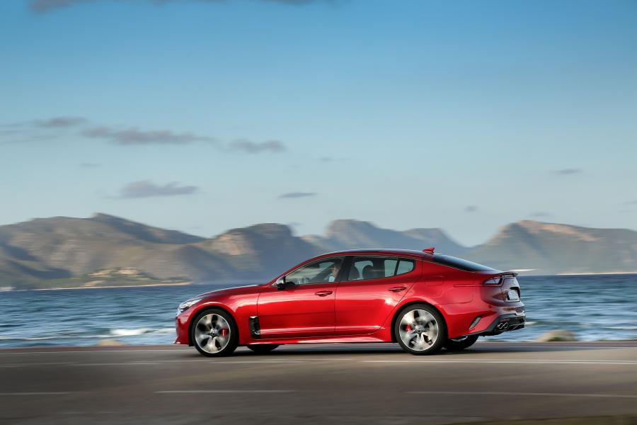  Kia Stinger GT (CK) 2017 года  (WW) (фото 75 из 106)